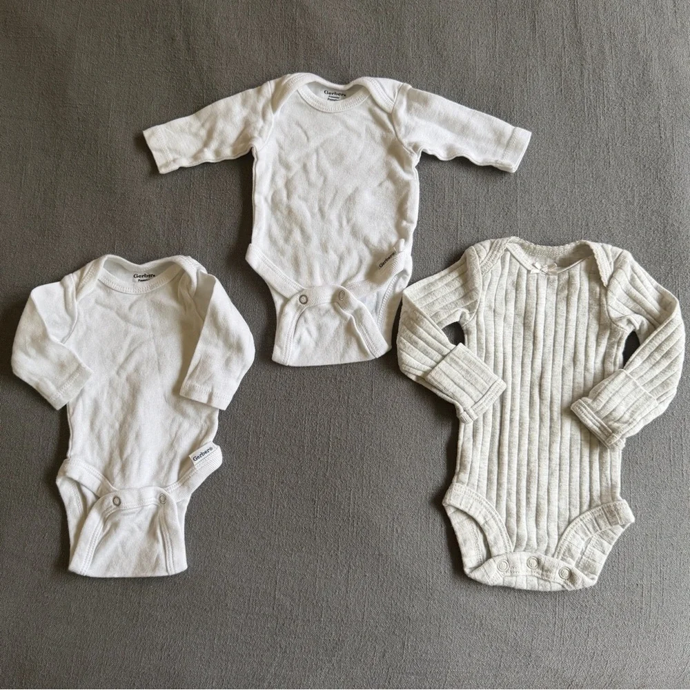 18pc Lot of Preemie Clothing - Picture 4 of 6